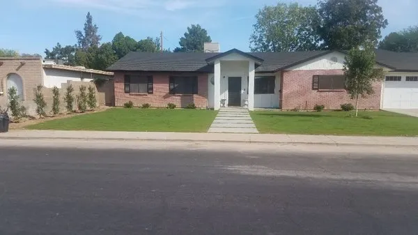 Rudd's Landscaping Logo