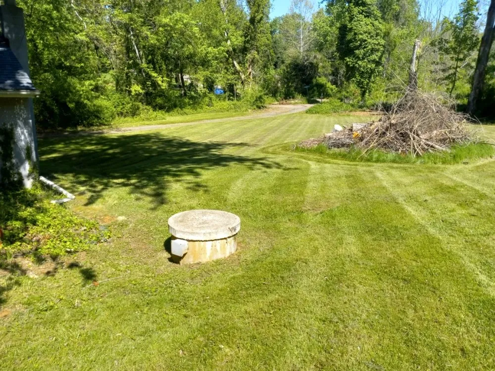 Custom lawn mowing service in Sperryville, VA by Rudi's Lawn and Landscape