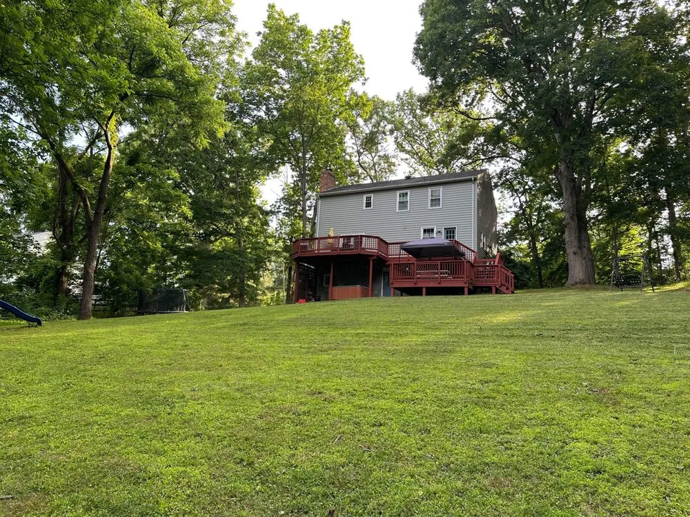 Custom garden landscaping in Stafford, VA by Rudy Landscaping