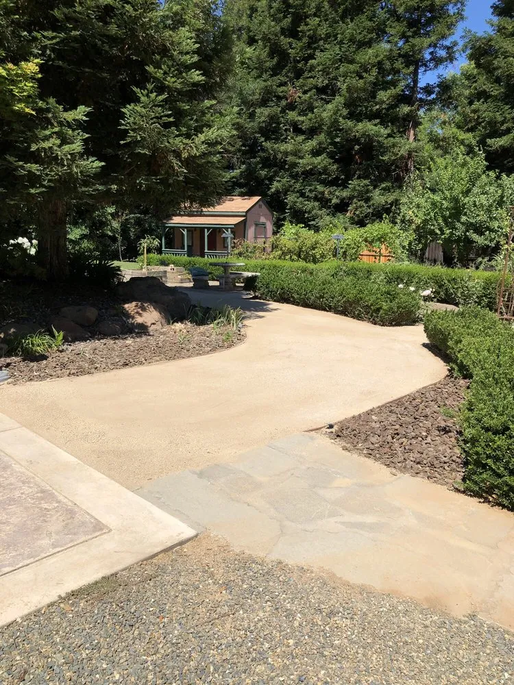 Custom lawn care service for beautiful yards across Elk Grove, CA - Rudy's Landscape