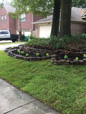 Rudy's Landscaping & Lawn Services