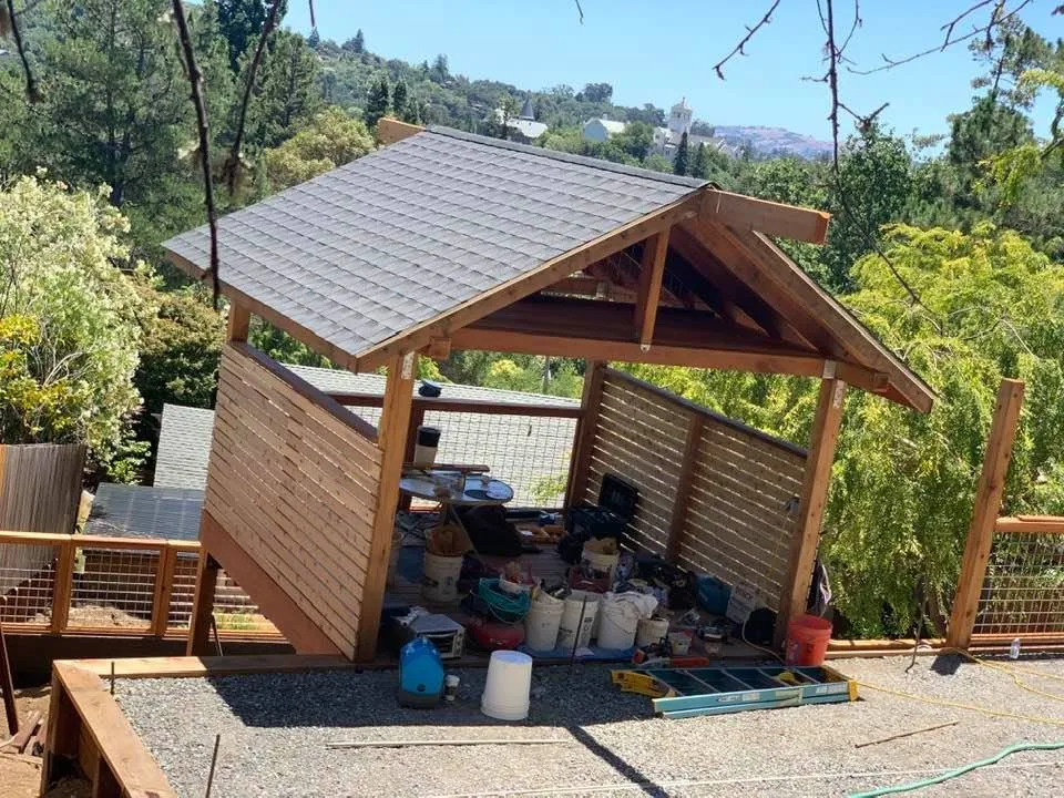 Custom yard cleanup service in Petaluma, CA - Rudy's landscaping