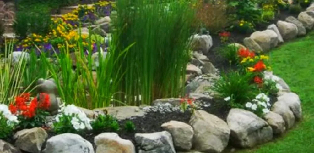 Local outdoor landscaping with custom design in Sonoma, CA by Ruedas Construction