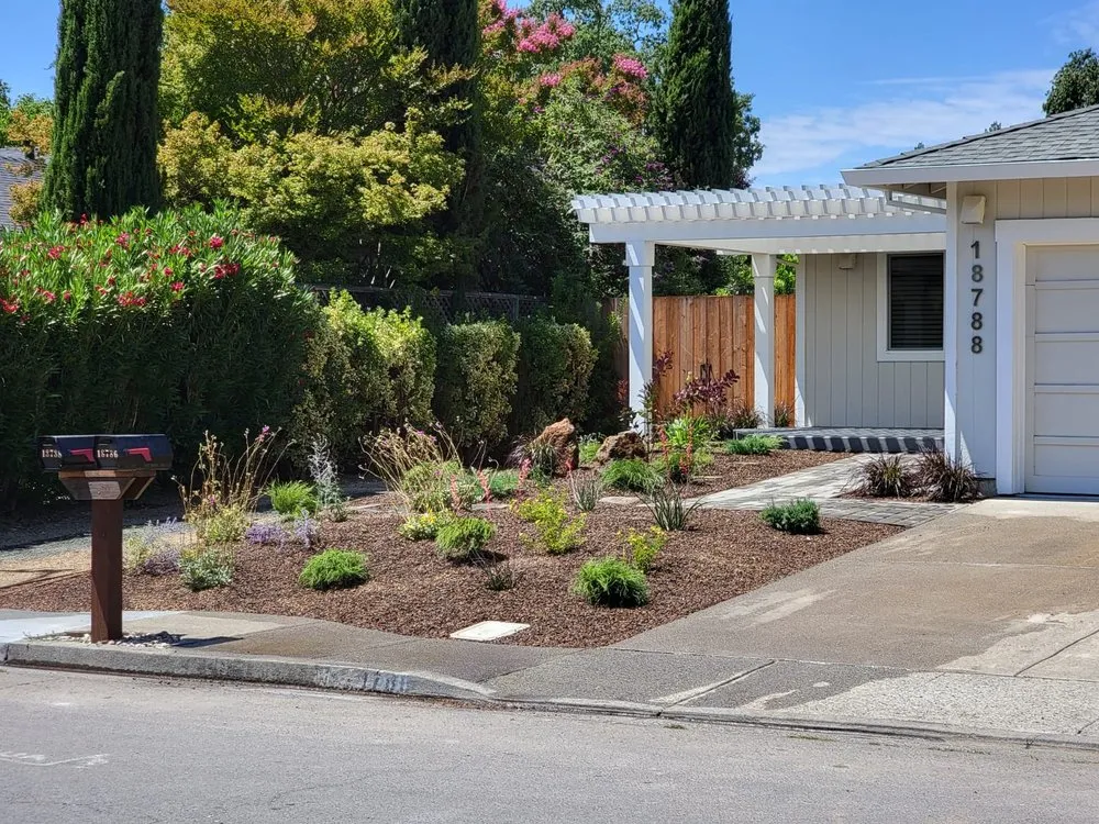 Top-rated landscaping services for beautiful yards across Sonoma, CA - Ruedas Construction