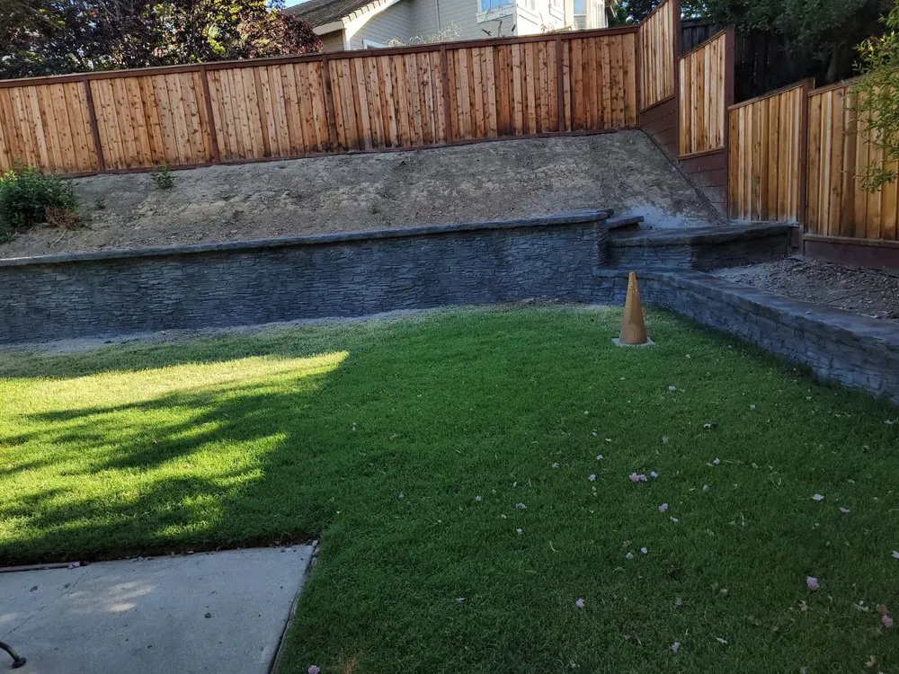 Custom residential landscaping in Sonoma, CA by Ruedas Construction