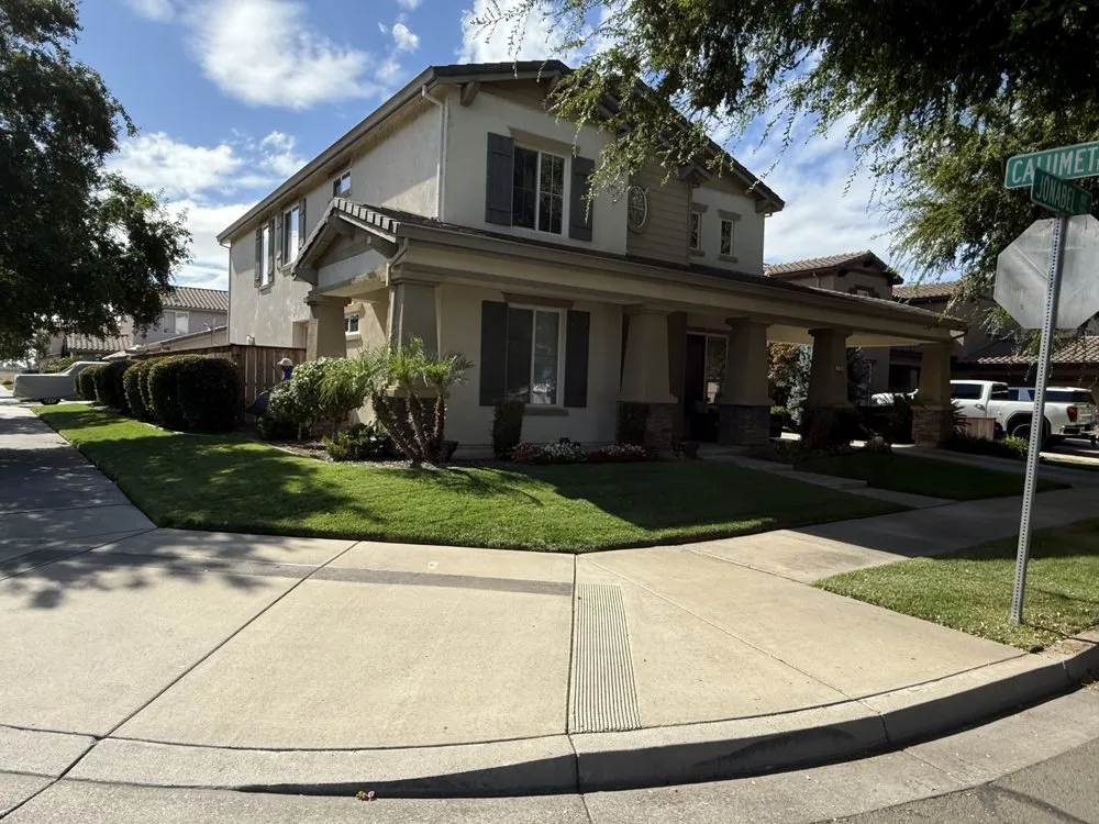 Affordable yard maintenance for beautiful yards across Modesto, CA - Ruelas Lawn Care & Landscaping