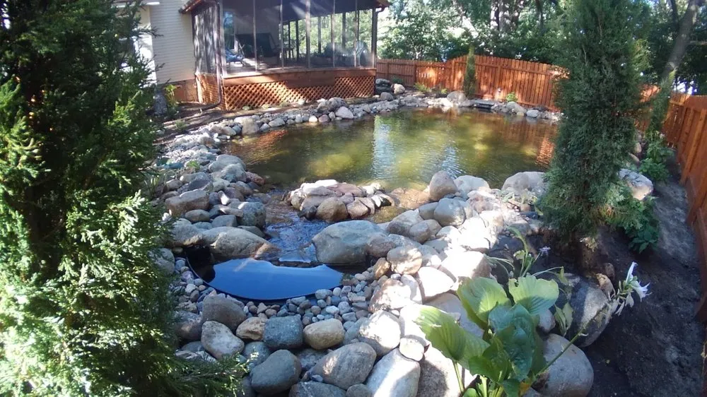 Top-rated lawn care service in Omaha, NE by Ruff Waters