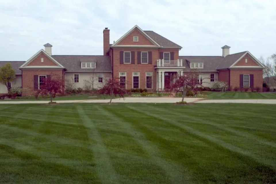 Trusted yard cleanup service for homes across Logan, OH - Ruff's Lawn & Tree Service