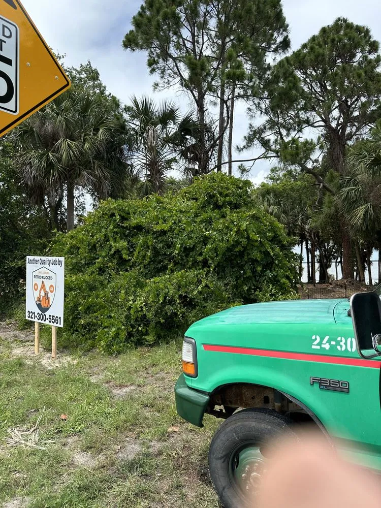 Custom garden landscaping experts serving Melbourne, FL - Rugged Land Clearing