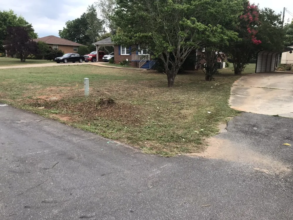 Trusted lawn mowing service experts serving Anderson, SC - Ruggles Lawn Care