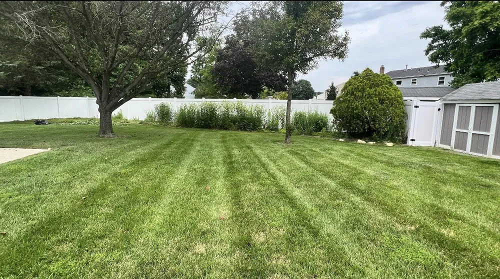 Professional landscaping services experts serving West Deptford, NJ - Ruiz Landscaping & Lawn Care