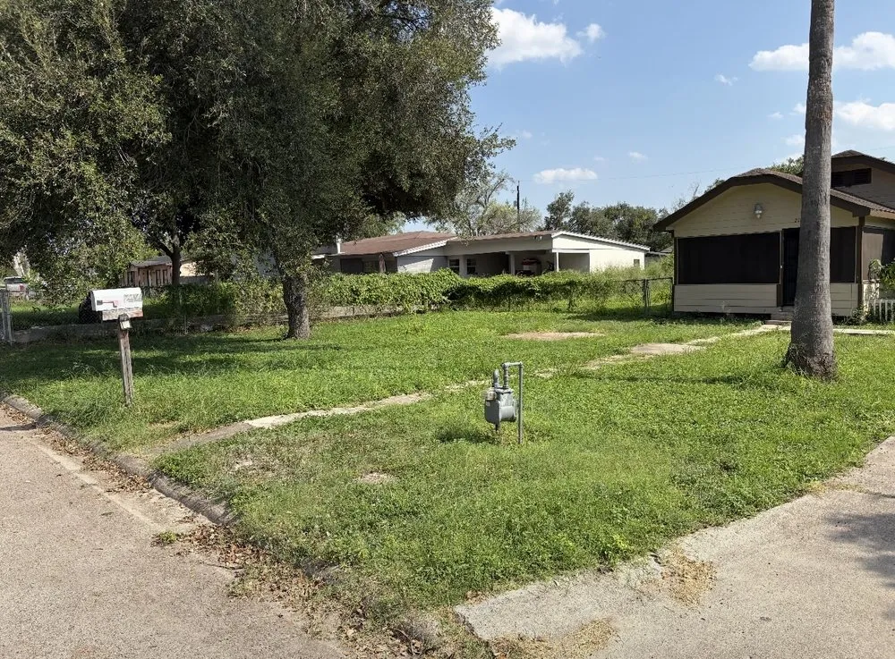 Top-rated garden landscaping in Mission, TX - Ruiz Landscaping