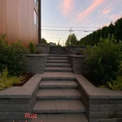 Ruiz Landscaping Logo