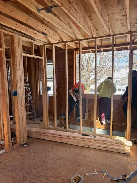 Professional yard cleanup service in Wallingford, CT - Ruiz Landscaping