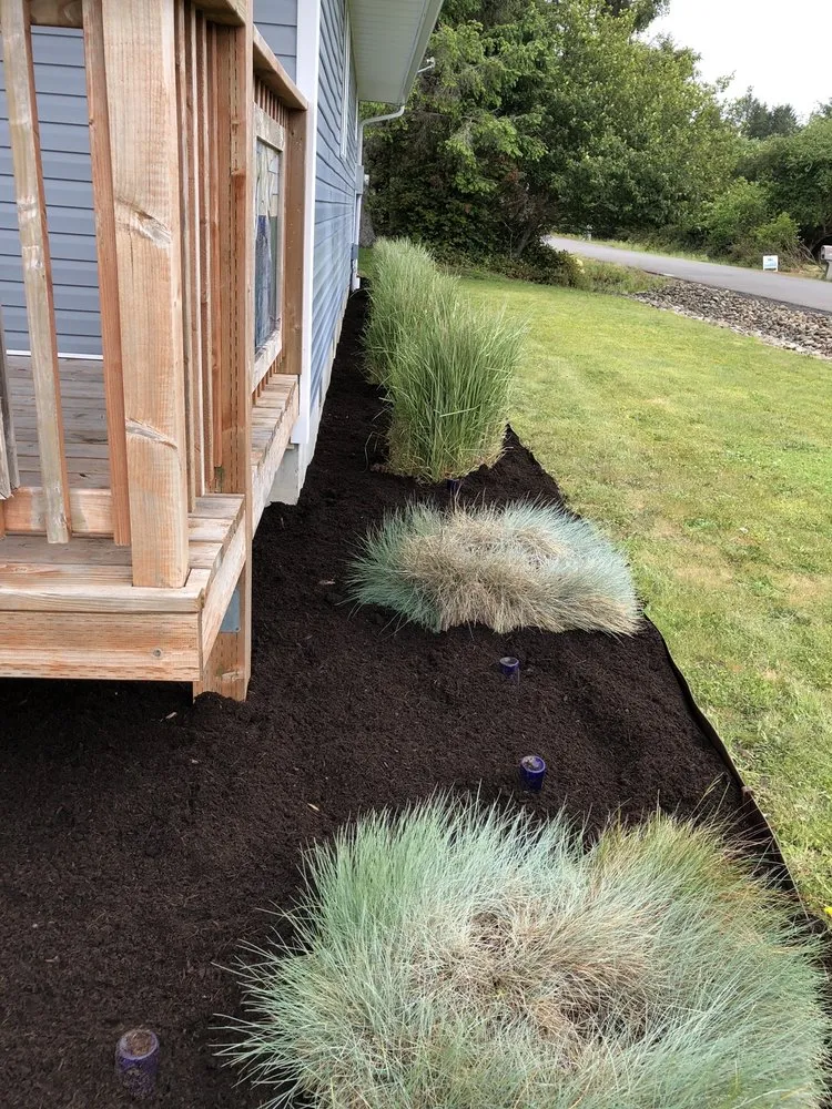 Expert outdoor landscaping in Aberdeen, WA by Ruiz Lawn & Maintenance Services
