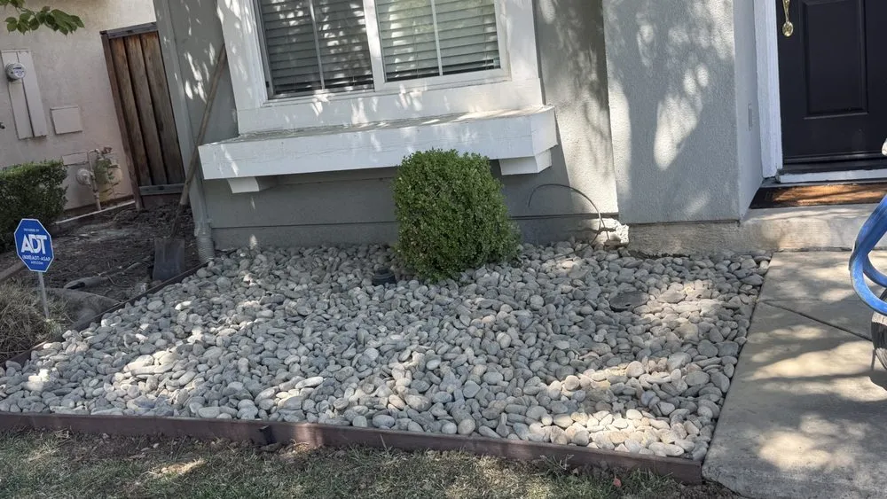 Reliable yard maintenance experts serving Modesto, CA - Ruiz Lawn Care