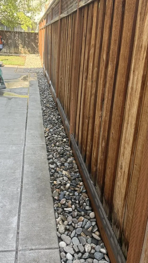 Trusted lawn care service experts serving Modesto, CA - Ruiz Lawn Care