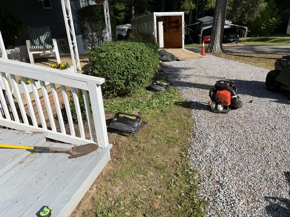 Local lawn care service experts serving Raleigh, NC - Ruiz Lawn Care