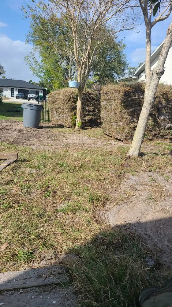 Trusted yard maintenance in Sarasota, FL - Ruiz Lawncare and Landscaping