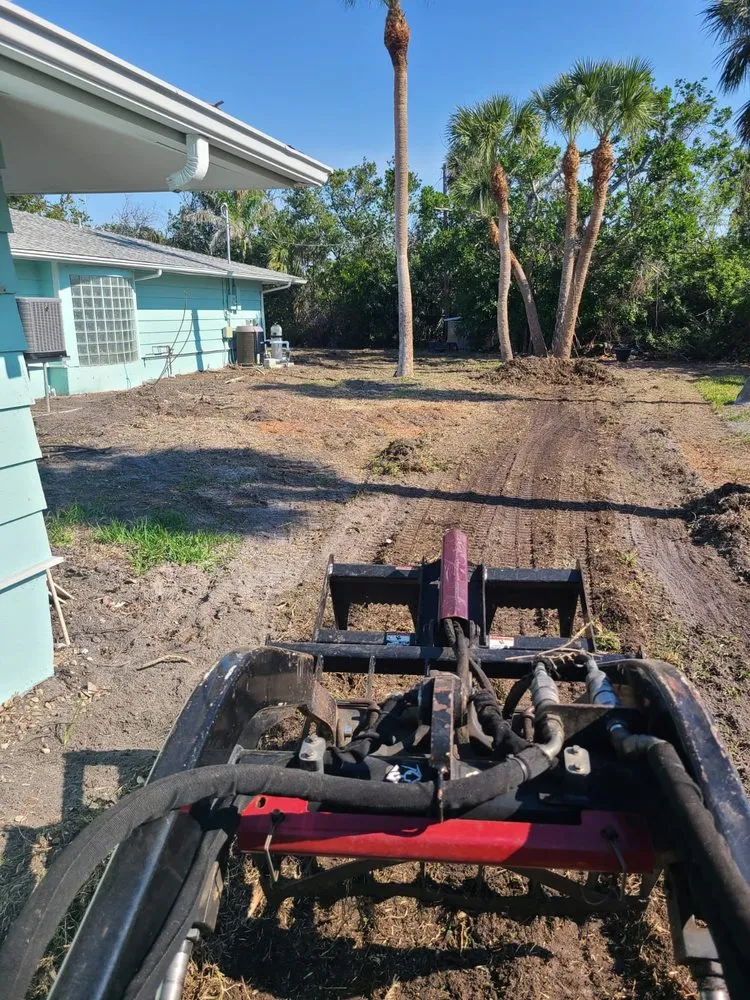 Custom yard cleanup service for year-round maintenance across Sarasota, FL - Ruiz Lawncare and Landscaping
