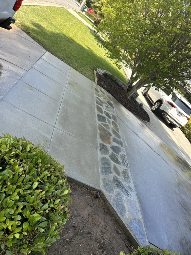 Custom lawn care service in San Gabriel, CA by Ruiz Tree And Concrete Service
