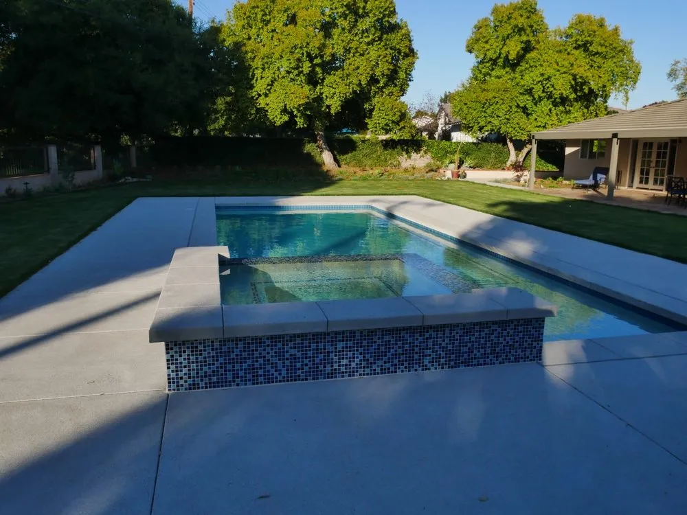 Professional lawn care service experts serving Covina, CA - Ruiz's Construction & Landscaping