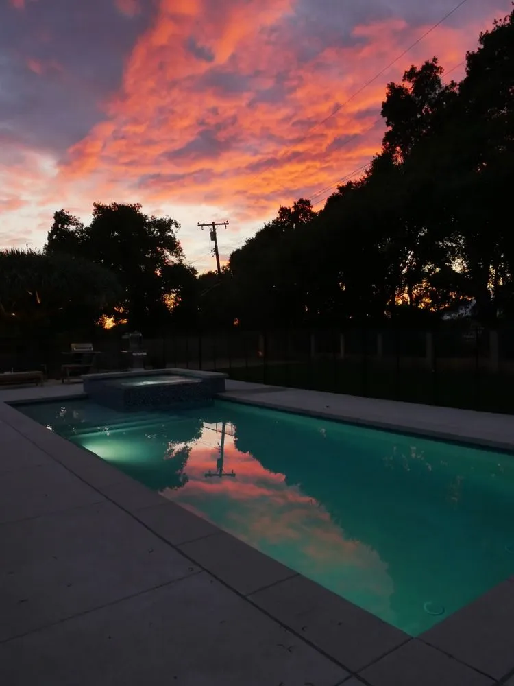 Custom garden landscaping in Covina, CA by Ruiz's Construction & Landscaping