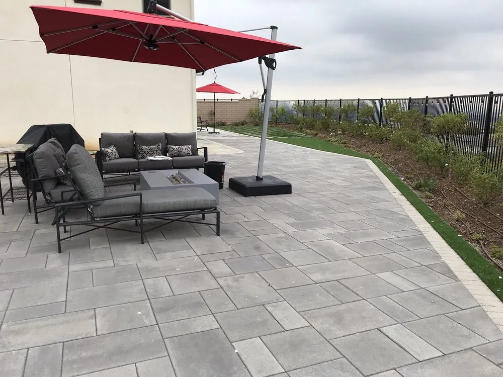 Custom garden landscaping in Covina, CA - Ruiz's Construction & Landscaping