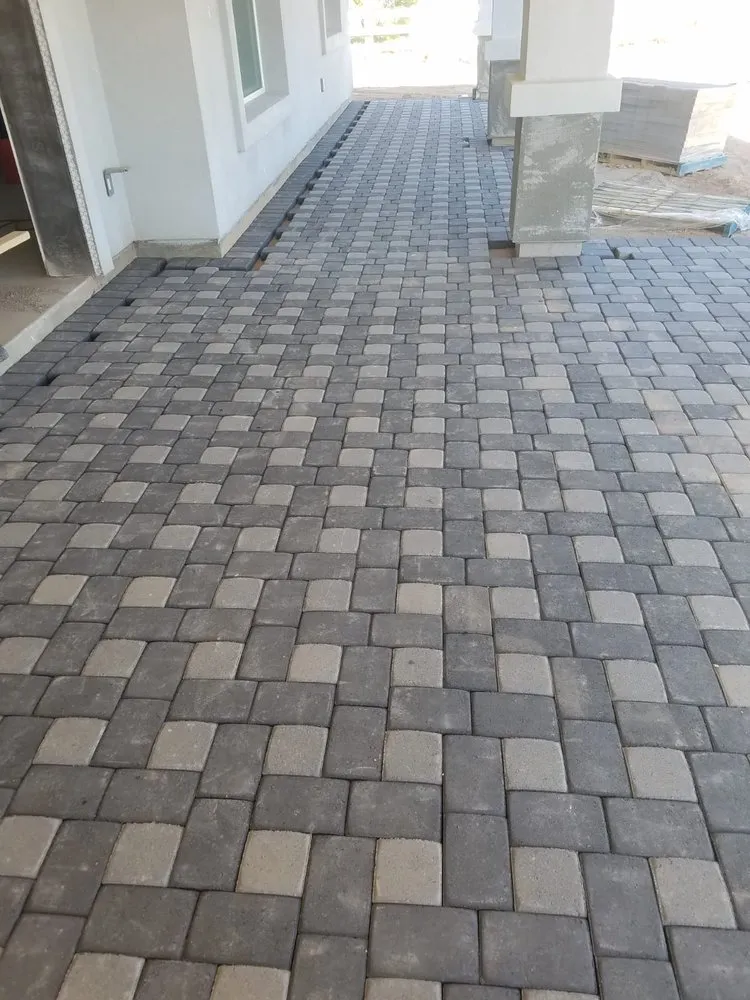 Expert garden landscaping experts serving Wickenburg, AZ - Ruiz's Landscaping Services