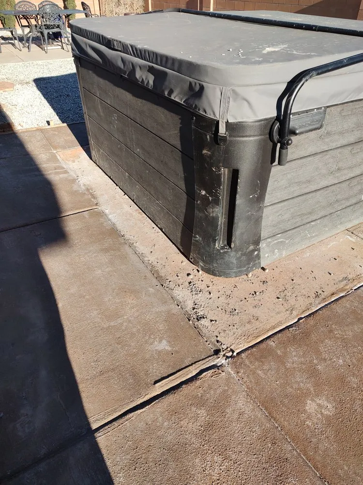 Professional lawn mowing service in Albuquerque, NM - Ruiz’s Tree Care & Landscape