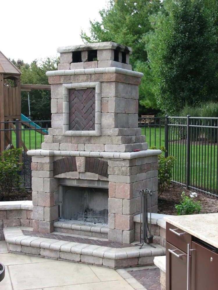 Professional landscaping services in Elgin, IL - Runde's Landscape Contractors