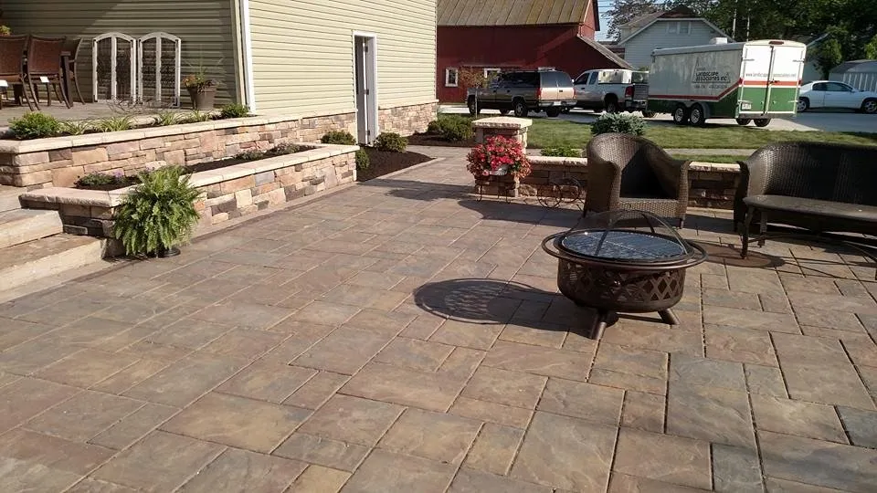 Reliable yard maintenance experts serving Lima, OH - Runkel Landscape Associates