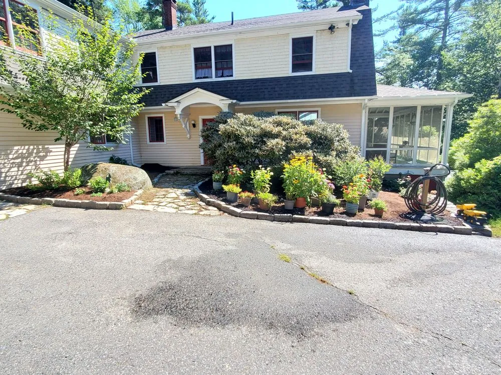 Top-rated outdoor landscaping for homes in Blue Hill, ME by Runnells Prperty Maintenance