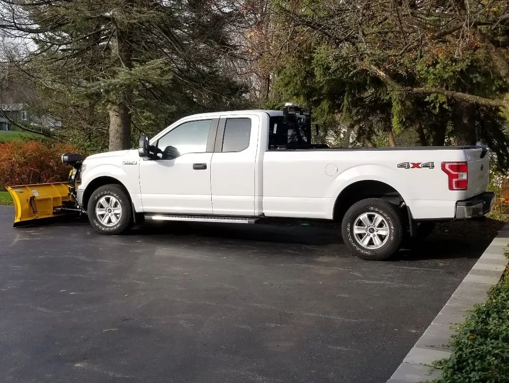 Top-rated residential landscaping in Syracuse, NY - Runnin'Bugz Lawn, Pest and Snow Services