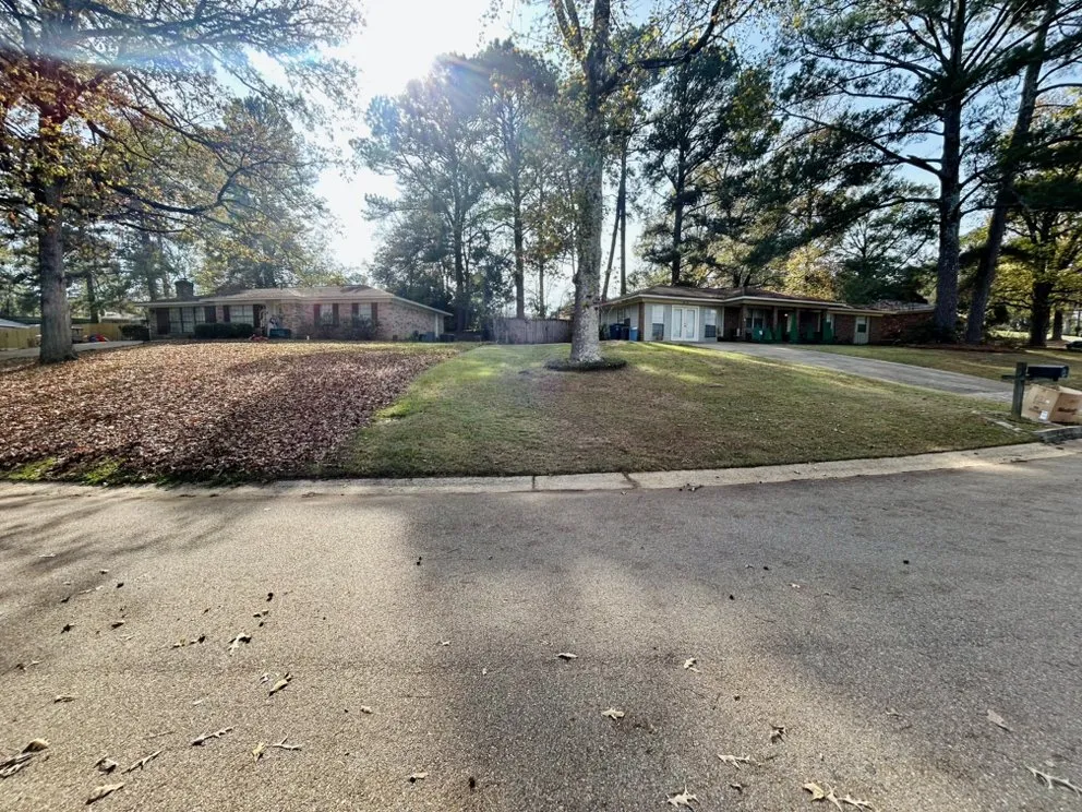 Local landscape design in Jackson, MS by Running Man