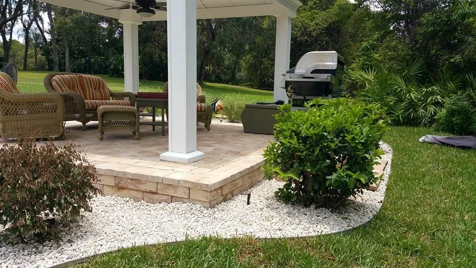 Professional lawn care service in Winter Haven, FL by Rupertan
