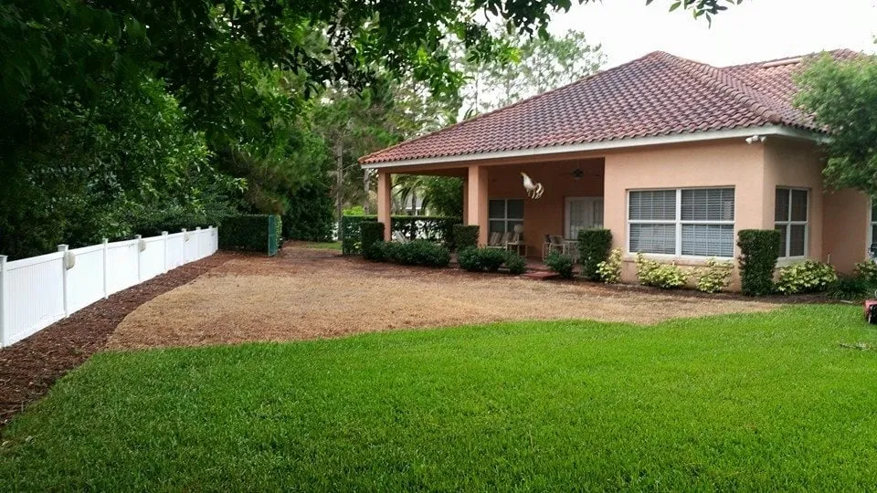 Local lawn care service experts serving Winter Haven, FL - Rupertan