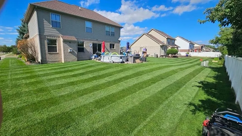 Local yard cleanup service in Portsmouth, VA - Rush Lawn Care Services