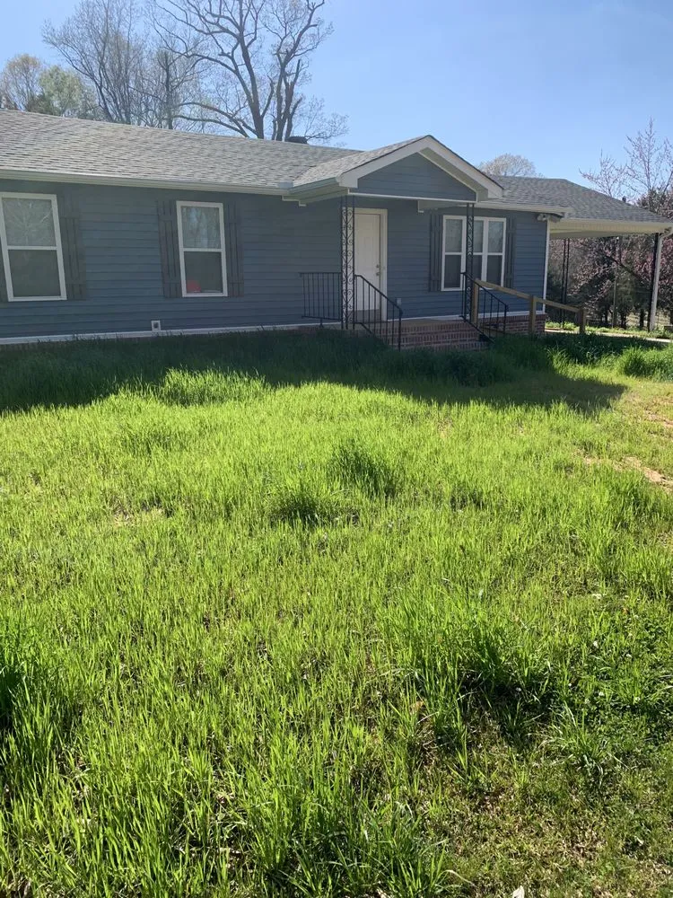 Affordable lawn mowing service in Water Valley, MS by Rushing Lawn Care