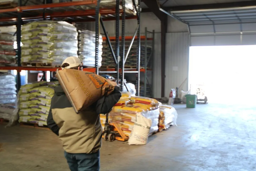 Reliable garden landscaping for year-round maintenance across Decatur, TX - Russell Feed & Supply