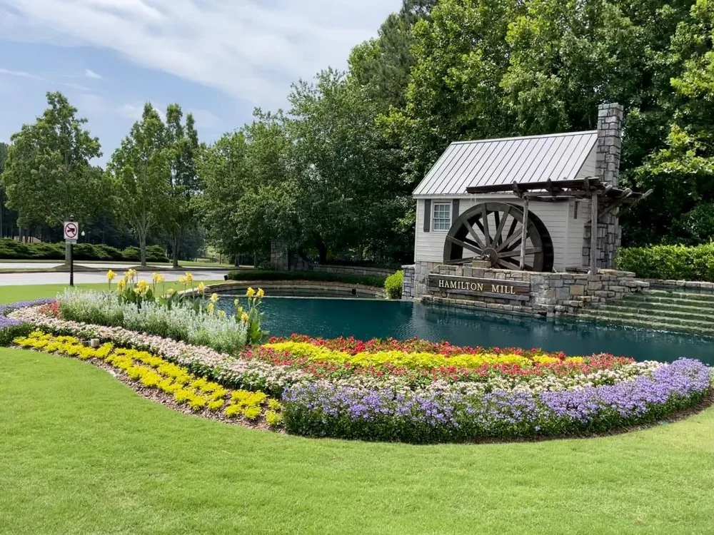 Top-rated yard maintenance experts serving Doraville, GA - Russell Landscape