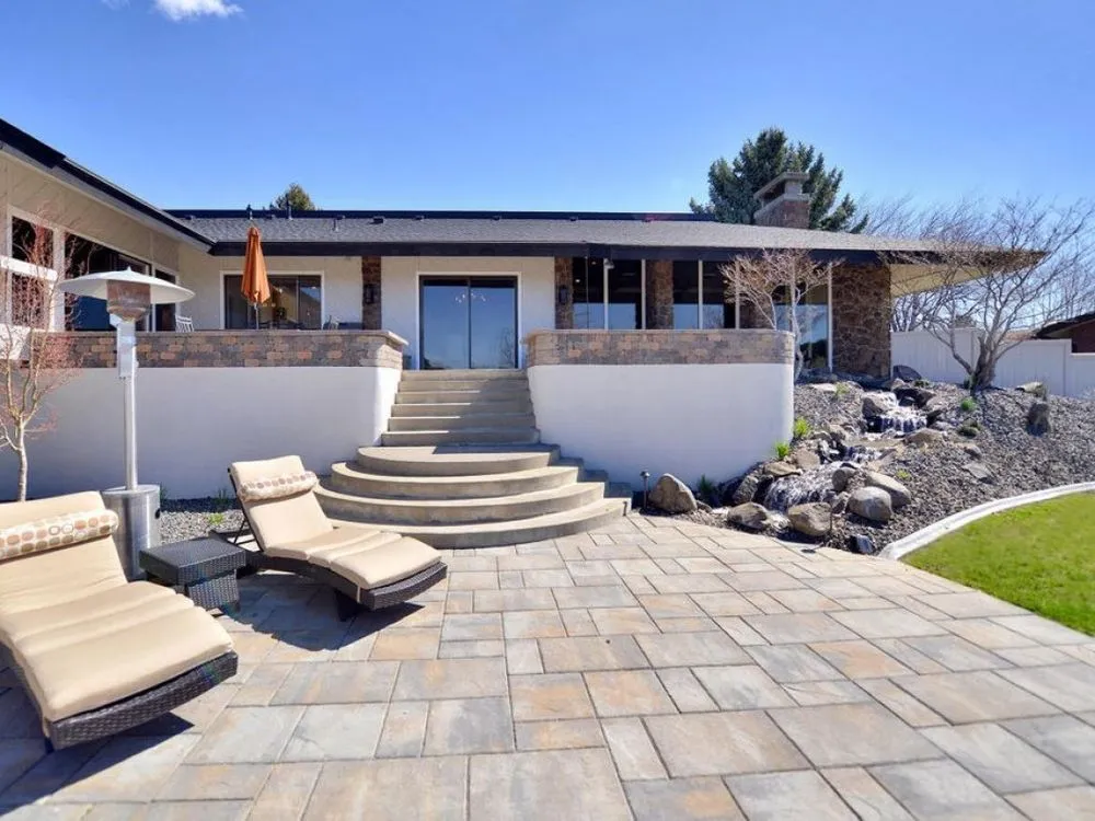 Expert lawn care service in Selah, WA - Russell Landscaping