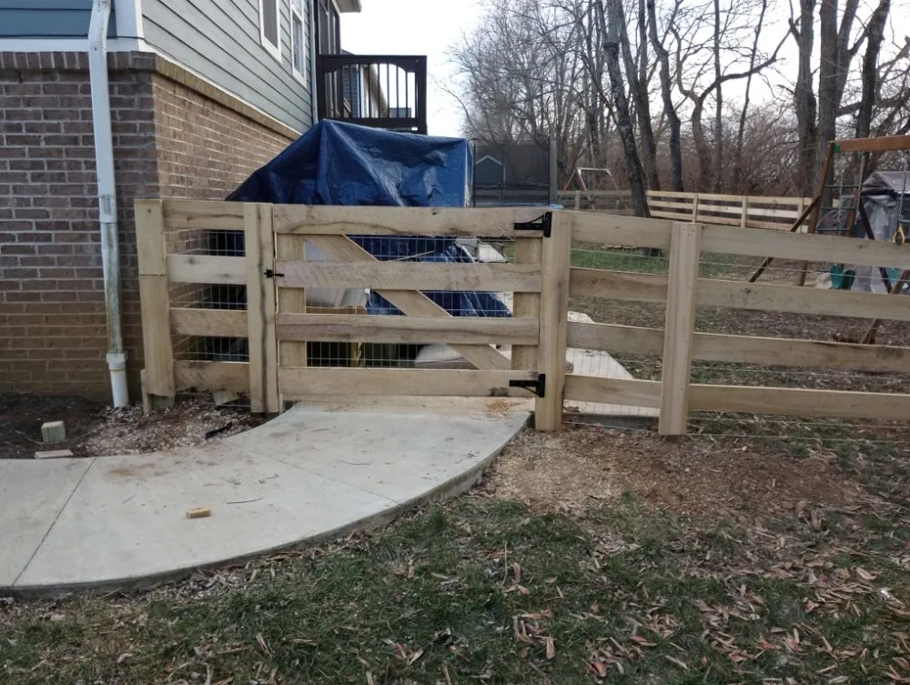 Reliable yard cleanup service with custom design in Nicholasville, KY by Russell 'N' Round Lawncare