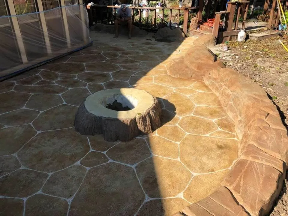 Professional outdoor landscaping in Killeen, TX by Russell's Gardens