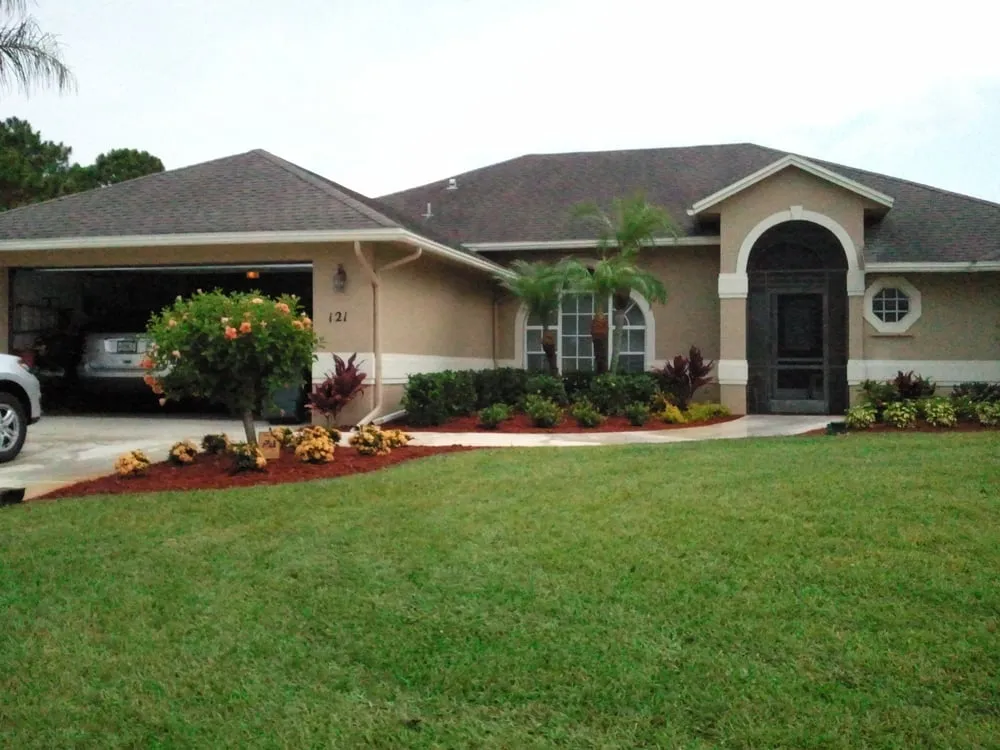 Professional residential landscaping in Fort Pierce, FL - Russell's Lawn Care of the Treasure Coast