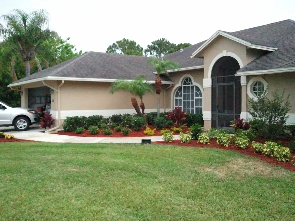 Professional garden landscaping for beautiful yards in Fort Pierce, FL by Russell's Lawn Care of the Treasure Coast