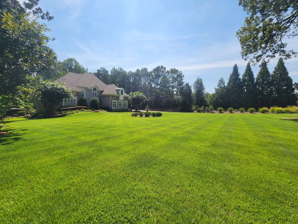 Top-rated yard maintenance for year-round maintenance in Kennesaw, GA by Russo Landscapes