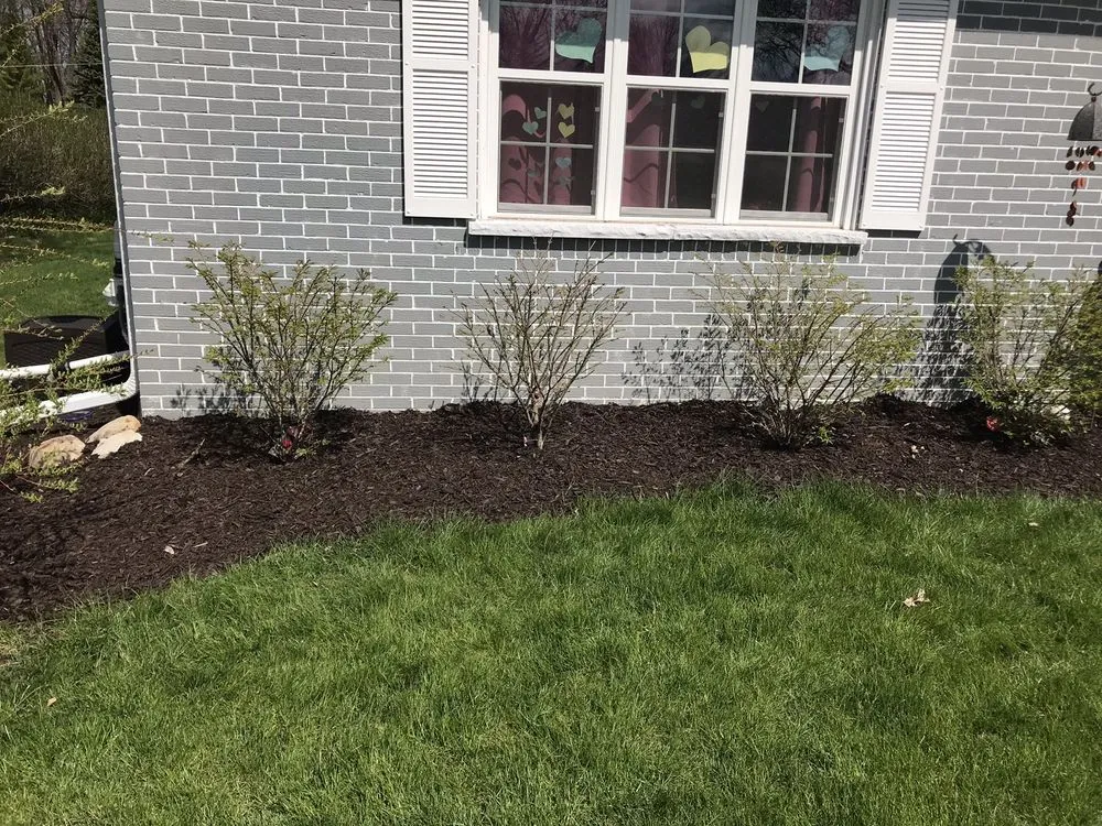 Custom lawn mowing service experts serving Waukesha, WI - Russ's Mulch & Top Soil