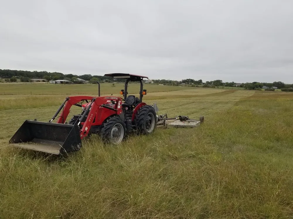 Reliable landscape design in Lexington, TX - Rusty Tractor Land Maintenance