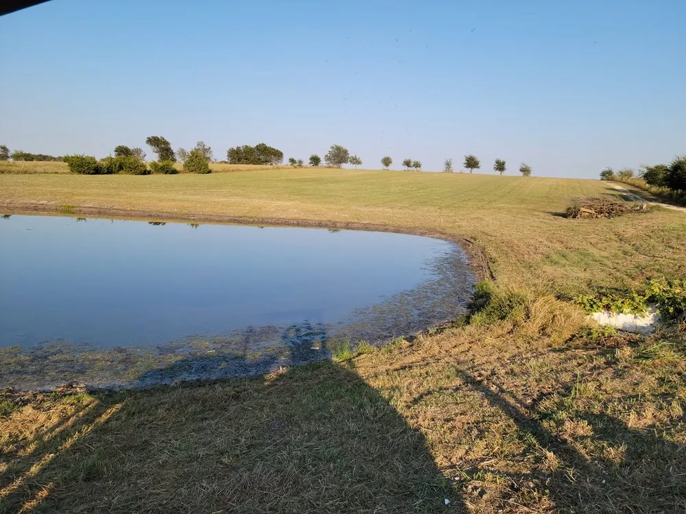 Reliable outdoor landscaping for homes in Lexington, TX by Rusty Tractor Land Maintenance